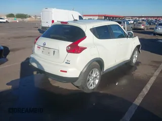 2012 Nissan Juke S with VIN JN8AF5MR6CT111457, listed as a IAAI auction lot 40691742 with 120,906 mi miles. Bid and sale history available at carsss.com. Image 4.