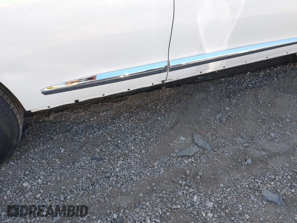 2014 Infiniti QX60 with VIN 5N1AL0MN7EC511028, listed as a IAAI auction lot 42095700 with 154,772 mi miles. Bid and sale history available at carsss.com. Image 6.