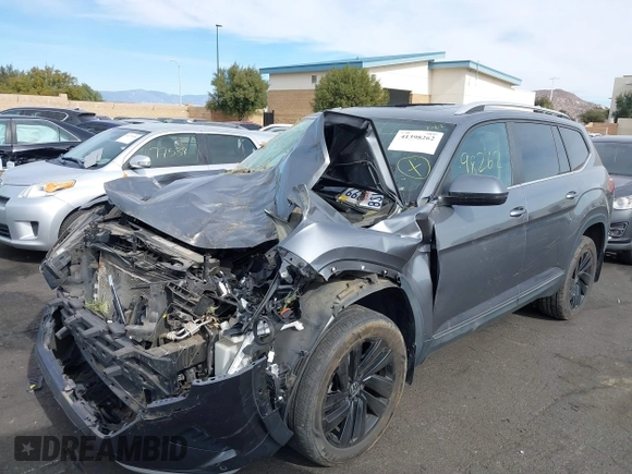 2021 Volkswagen Atlas SEL с VIN 1V2BR2CA2MC520525, выставлен на аукционе IAAI как лот 41398262 с пробегом 48 107 миль миль и . История ставок и продаж доступна на DreamBid. Изображение 6.