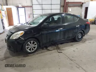 2014 Nissan Versa SV with VIN 3N1CN7AP3EL835817, listed as a IAAI auction lot 41312955 with 183,375 mi miles. Bid and sale history available at carsss.com. Image 2.