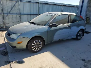 2006 Ford Focus S z VIN 1FAFP31N66W146920, wystawiony jako Copart lot #56383435 z przebiegiem 158 505 mil mil oraz Czysty tytuł • Clean title. Historia ofert i sprzedaży dostępna na DreamBid. Obrazek 1.