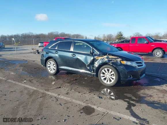 2015 Toyota Venza LE with VIN 4T3BA3BB7FU067947, listed as a IAAI auction lot 41487305 with NaN miles. Bid and sale history available at carsss.com. Image 6.