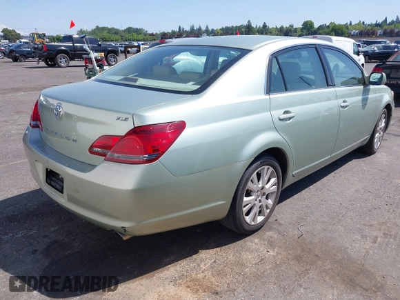 2008 Toyota Avalon XL with VIN 4T1BK36B38U255867, listed as a IAAI auction lot 42180757 with 89,063 mi miles. Bid and sale history available at carsss.com. Image 4.