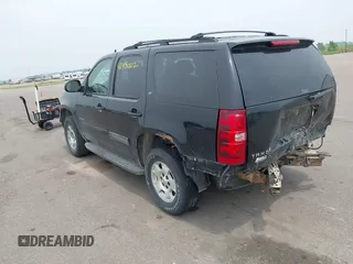 2009 Chevrolet Tahoe 1LT z VIN 1GNFK23009R297220, wystawiony jako IAAI lot #42480122 z przebiegiem 256 343 mil mil oraz . Historia ofert i sprzedaży dostępna na DreamBid. Obrazek 3.