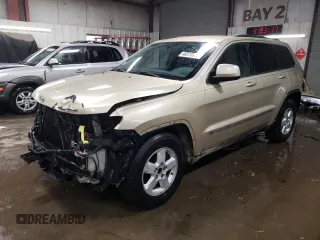 2011 Jeep Grand Cherokee Laredo with VIN 1J4RR4GG4BC585586, listed as a Copart auction lot 46373955 with 163,247 mi miles and Salvage Title. Bid and sale history available at carsss.com. Image 1.