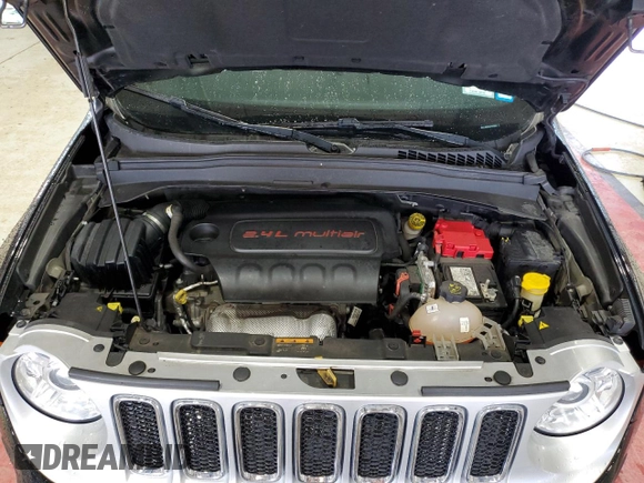 2018 Jeep Renegade Limited z VIN ZACCJBDB5JPH55299, wystawiony jako Copart lot #55122775 z przebiegiem Nie podano mil oraz Szkoda całkowita • Salvage title. Historia ofert i sprzedaży dostępna na DreamBid. Obrazek 12.
