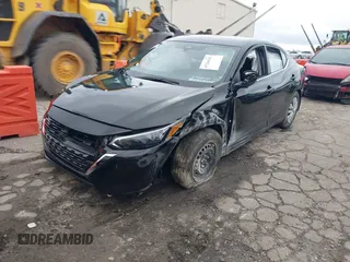 2025 Nissan Sentra S z VIN 3N1AB8BV7SY218700, wystawiony jako IAAI lot #41264762 z przebiegiem 11 055 mil mil oraz . Historia ofert i sprzedaży dostępna na DreamBid. Obrazek 17.