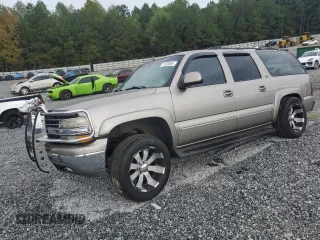 2003 Chevrolet Suburban LT with VIN 3GNEC16Z13G215015, listed as a Copart auction lot 71533544 with 430,252 mi miles and Salvage Title. Bid and sale history available at carsss.com. Image 1.