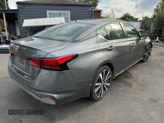 2022 Nissan Altima SR with VIN 1N4BL4CV6NN365572, listed as a Copart auction lot 82061064 with 56,656 mi miles and Salvage Title. Bid and sale history available at DreamBid. Image 4.