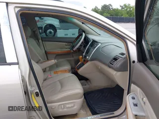 2008 Lexus RX 350 with VIN 2T2GK31U38C035396, listed as a IAAI auction lot 42105364 with 250,112 mi miles and . Bid and sale history available at DreamBid. Image 5.