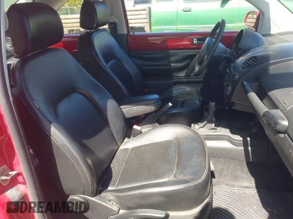 2006 Volkswagen Beetle с VIN 3VWRR31C26M416061, выставлен на аукционе IAAI как лот 42137265 с пробегом 156 182 миль миль и . История ставок и продаж доступна на DreamBid. Изображение 5.