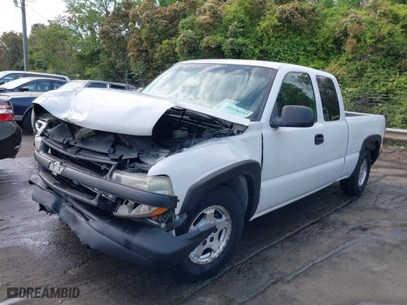 2001 Chevrolet Silverado 1500 LS with VIN 2GCEC19V511128712, listed as a IAAI auction lot 41060079 with 371,238 mi miles. Bid and sale history available at carsss.com. Image 2.