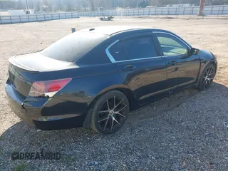 2010 Honda Accord EX-L z VIN 1HGCP2F81AA079337, wystawiony jako IAAI lot #41645216 z przebiegiem 212 611 mil mil oraz . Historia ofert i sprzedaży dostępna na DreamBid. Obrazek 4.