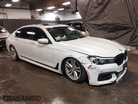 2019 BMW 7 Series 740i xDrive with VIN WBA7E4C59KGV70391, listed as a IAAI auction lot 41531991 with 70,017 mi miles and . Bid and sale history available at carsss.com. Image 1.