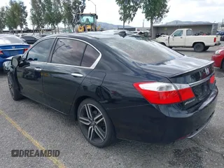 2013 Honda Accord EX z VIN 1HGCR2F70DA036727, wystawiony jako IAAI lot #42124584 z przebiegiem 190 166 mil mil oraz . Historia ofert i sprzedaży dostępna na DreamBid. Obrazek 3.