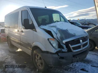 2007 Dodge Sprinter Passenger with VIN WD8PE745675180018, listed as a Copart auction lot 87104844 with Not Provided miles and Salvage Title. Bid and sale history available at carsss.com. Image 4.