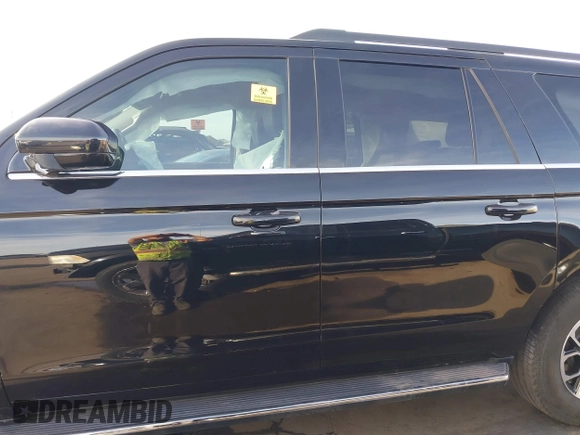 2022 Ford Expedition Max XLT z VIN 1FMJK1HT6NEA09150, wystawiony jako IAAI lot #41423268 z przebiegiem 17 336 mil mil oraz . Historia ofert i sprzedaży dostępna na DreamBid. Obrazek 15.
