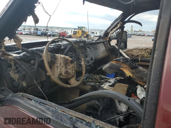 2015 Ford F-250 Lariat z VIN 1FT7W2B65FEA81695, wystawiony jako Copart lot #63207315 z przebiegiem Nie podano mil oraz Szkoda całkowita • Salvage title. Historia ofert i sprzedaży dostępna na DreamBid. Obrazek 8.
