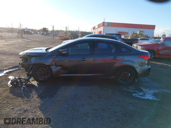 2015 Ford Focus SE with VIN 1FADP3F29FL384879, listed as a IAAI auction lot 41335839 with 107,871 mi miles. Bid and sale history available at carsss.com. Image 15.