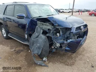 2019 Toyota 4Runner SR5 with VIN JTEBU5JR3K5722863, listed as a IAAI auction lot 41578713 with 109,723 mi miles. Bid and sale history available at carsss.com. Image 6.
