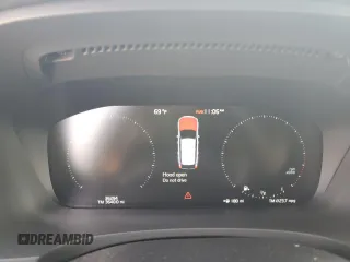 2020 Volvo V90 z VIN YV4A22NL4L1107819, wystawiony jako Copart lot #49939974 z przebiegiem 36 294 mil mil oraz . Historia ofert i sprzedaży dostępna na DreamBid. Obrazek 9.