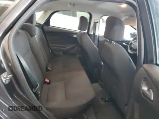 2016 Ford Focus SE z VIN 1FADP3F22GL298136, wystawiony jako Copart lot #58539185 z przebiegiem 101 580 mil mil oraz Szkoda całkowita • Salvage title. Historia ofert i sprzedaży dostępna na DreamBid. Obrazek 10.