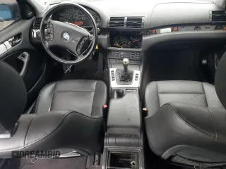 2005 BMW 3 Series 325xi with VIN WBAEU33455PF63005, listed as a Copart auction lot 60960985 with 188,733 mi miles and Salvage title. Bid and sale history available at DreamBid. Image 8.