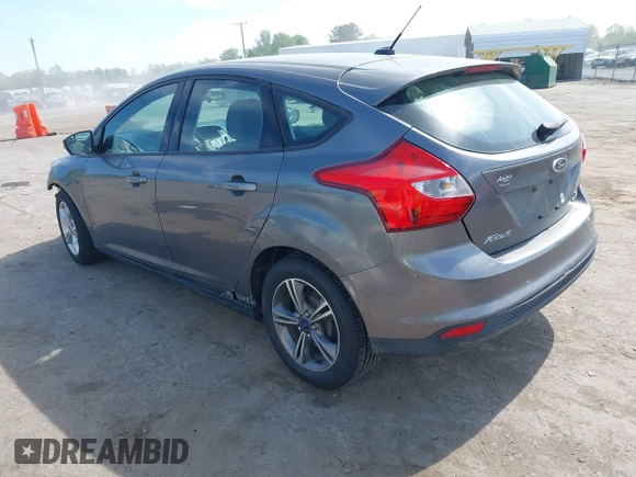 2013 Ford Focus SE with VIN 1FADP3K20DL193712, listed as a IAAI auction lot 42112183 with 113,500 mi miles. Bid and sale history available at carsss.com. Image 3.