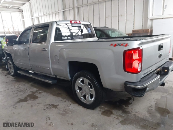 2017 Chevrolet Silverado 1500 LTZ with VIN 3GCUKSEJ3HG431206, listed as a IAAI auction lot 41600832 with 200,114 mi miles. Bid and sale history available at carsss.com. Image 3.