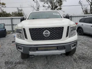 2017 Nissan Titan XD SL with VIN 1N6BA1F43HN544218, listed as a Copart auction lot 85758614 with 124,765 mi miles and Salvage Title. Bid and sale history available at carsss.com. Image 5.