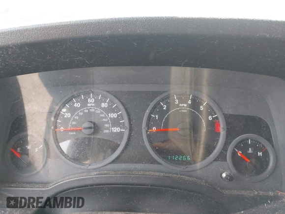 2008 Jeep Patriot Sport with VIN 1J8FF28W48D588723, listed as a IAAI auction lot 42394617 with 112,266 mi miles and . Bid and sale history available at DreamBid. Image 7.