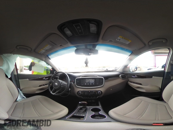 2018 Kia Sorento LX with VIN 5XYPG4A38JG349087, listed as a IAAI auction lot 41979249 with 67,387 mi miles. Bid and sale history available at carsss.com. Image 18.