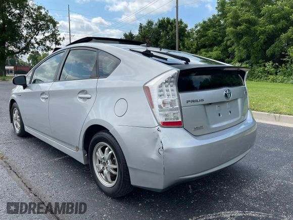 2011 Toyota Prius I with VIN JTDKN3DU1B0254988, listed as a Copart auction lot 58939105 with 196,757 mi miles and Clean title. Bid and sale history available at DreamBid. Image 3.