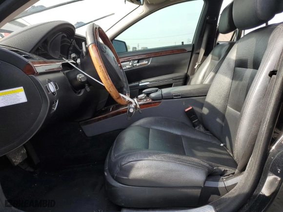 2012 Mercedes-Benz S-Class S 550 with VIN WDDNG7DB2CA430977, listed as a Copart auction lot 43639955 with 185,586 mi miles and Clean Title. Bid and sale history available at carsss.com. Image 7.