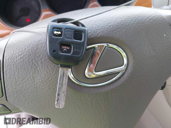 2005 Lexus ES 350 z VIN JTHBA30G555070316, wystawiony jako IAAI lot #42361017 z przebiegiem 251 072 mil mil oraz . Historia ofert i sprzedaży dostępna na DreamBid. Obrazek 11.