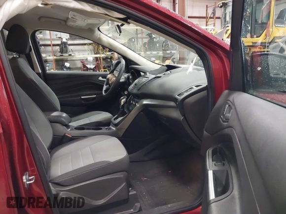 2013 Ford Escape SE with VIN 1FMCU0GX9DUD60172, listed as a IAAI auction lot 42308615 with 92,492 mi miles and . Bid and sale history available at DreamBid. Image 5.