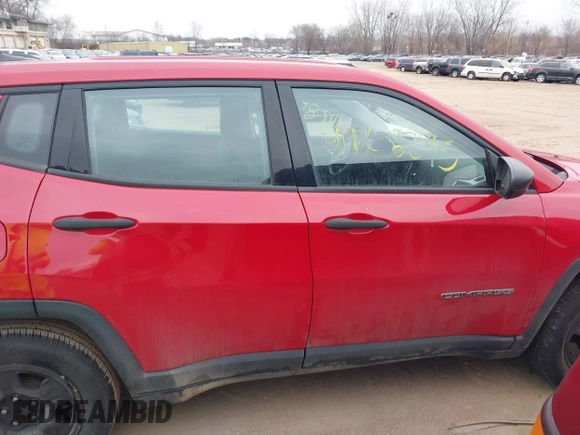 2019 Jeep Compass Sport z VIN 3C4NJCABXKT802534, wystawiony jako IAAI lot #41128295 z przebiegiem 66 719 mil mil oraz . Historia ofert i sprzedaży dostępna na DreamBid. Obrazek 13.
