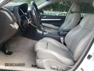 2008 Infiniti G35 Journey z VIN JNKBV61E68M215957, wystawiony jako Copart lot #61387995 z przebiegiem 133 328 mil mil oraz Szkoda całkowita • Salvage title. Historia ofert i sprzedaży dostępna na DreamBid. Obrazek 7.