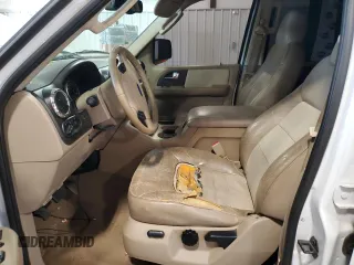 2005 Ford Expedition Eddie Bauer z VIN 1FMFU17565LA75969, wystawiony jako Copart lot #42713195 z przebiegiem 171 427 mil mil oraz Szkoda całkowita • Salvage title. Historia ofert i sprzedaży dostępna na DreamBid. Obrazek 7.