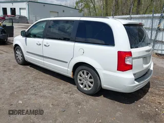 2014 Chrysler Town & Country Touring z VIN 2C4RC1BGXER207409, wystawiony jako IAAI lot #42190100 z przebiegiem 212 088 mil mil oraz . Historia ofert i sprzedaży dostępna na DreamBid. Obrazek 3.