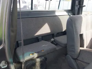 1989 Toyota Pickup с VIN JT4RN13S9K0003042, выставлен на аукционе IAAI как лот 41827042 с пробегом 347 063 миль миль и . История ставок и продаж доступна на DreamBid. Изображение 8.
