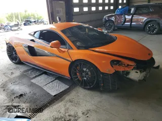 2016 McLaren 570S z VIN SBM13DAA7GW000814, wystawiony jako Copart lot #55457784 z przebiegiem 31 324 mil mil oraz . Historia ofert i sprzedaży dostępna na DreamBid. Obrazek 4.