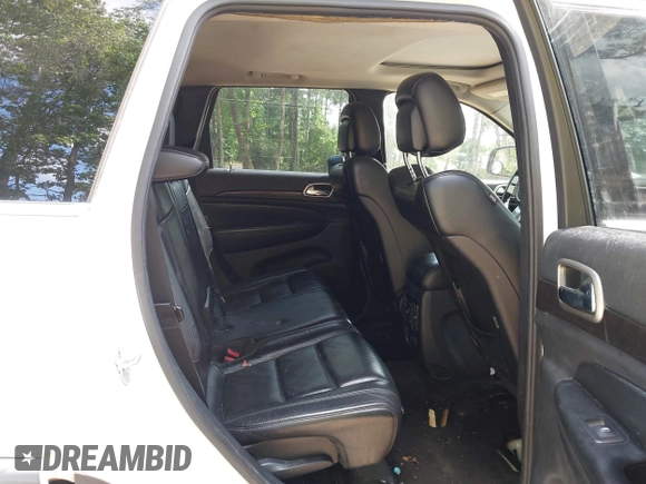 2011 Jeep Grand Cherokee Laredo с VIN 1J4RR4GG0BC641071, выставлен на аукционе IAAI как лот 42460718 с пробегом Не указан миль и . История ставок и продаж доступна на DreamBid. Изображение 8.