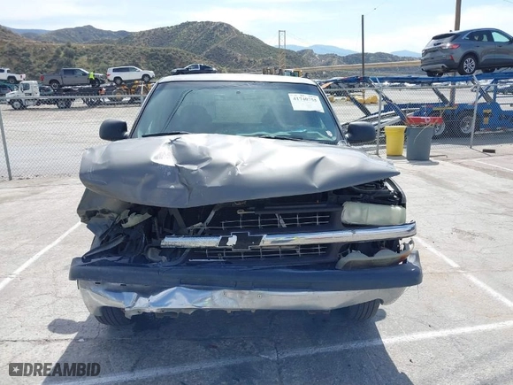 2002 Chevrolet Silverado 1500 LS with VIN 2GCEC19W421373480, listed as a IAAI auction lot 41740755 with 252,853 mi miles. Bid and sale history available at carsss.com. Image 12.