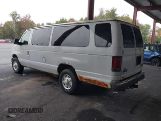 2003 Ford Econoline Passenger XL z VIN 1FBSS31L83HA89114, wystawiony jako IAAI lot #40404997 z przebiegiem 171 539 mil mil oraz . Historia ofert i sprzedaży dostępna na DreamBid. Obrazek 3.