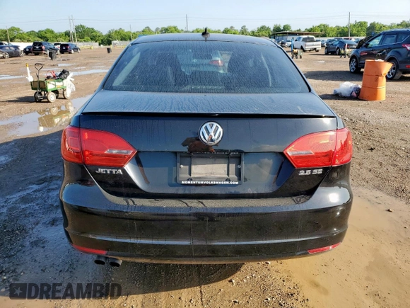 2012 Volkswagen Jetta SE z VIN 3VWDX7AJ2CM323722, wystawiony jako Copart lot #58873675 z przebiegiem 164 750 mil mil oraz Czysty tytuł • Clean title. Historia ofert i sprzedaży dostępna na DreamBid. Obrazek 6.