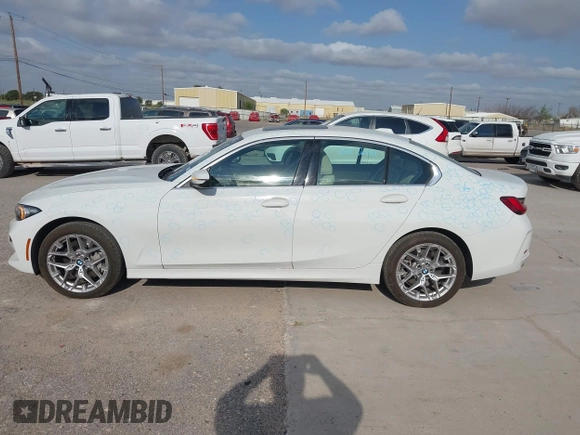 2025 BMW 3 Series 330i with VIN 3MW69CW09S8F10863, listed as a IAAI auction lot 42525396 with 13,155 mi miles and . Bid and sale history available at DreamBid. Image 13.