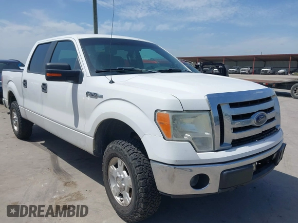 2012 Ford F-150 XL z VIN 1FTFW1EF8CFA21675, wystawiony jako IAAI lot #42772906 z przebiegiem 285 742 mil mil oraz . Historia ofert i sprzedaży dostępna na DreamBid. Obrazek 1.