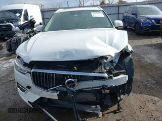2020 Volvo XC60 Inscription with VIN YV4102DL3L1468305, listed as a IAAI auction lot 41329470 with 68,619 mi miles and . Bid and sale history available at DreamBid. Image 13.
