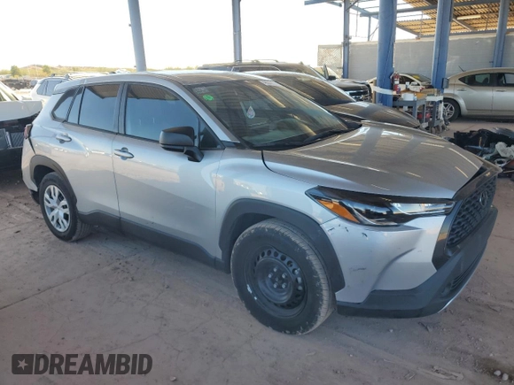 2022 Toyota Corolla Cross L с VIN 7MUAAABG2NV031925, выставлен на аукционе Copart как лот 46942155 с пробегом 79 436 миль миль и Списание • Salvage title. История ставок и продаж доступна на DreamBid. Изображение 4.